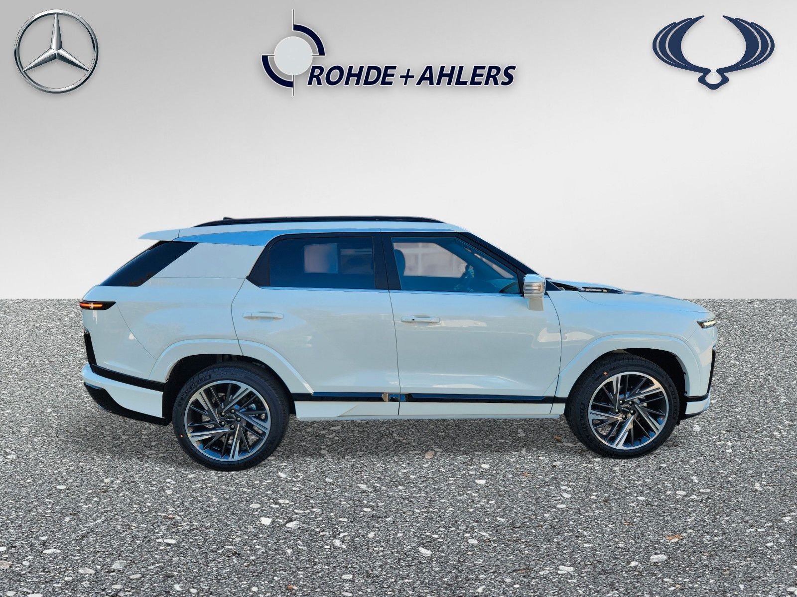 Fahrzeugabbildung KGM ACTYON+BLISS+SH VO+HI+ELEKTR.HECKKLAPPE+KAMERA H