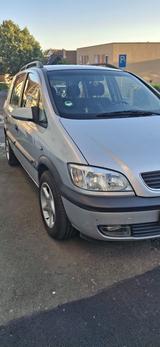 Opel Zafira - gebrauchte Opel Zafira aus dem Jahr 2000
