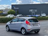 Ford Fiesta Titanium*SERVICE NEU*ZAHNRIEMEN GEWECHSEL - Ford Fiesta aus 2011: Titanium