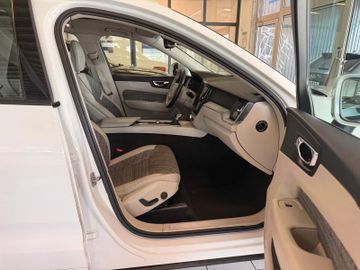 Volvo XC60 - 8