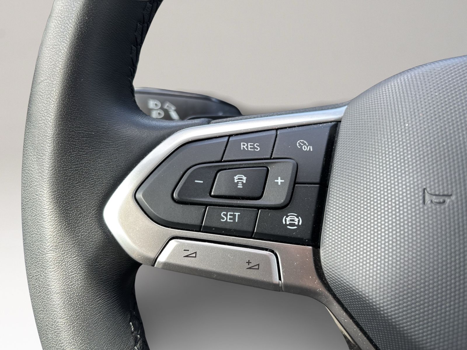 Tiguan MOVE 4Motion 2.0 TSI, ACC, Keyless, RearV