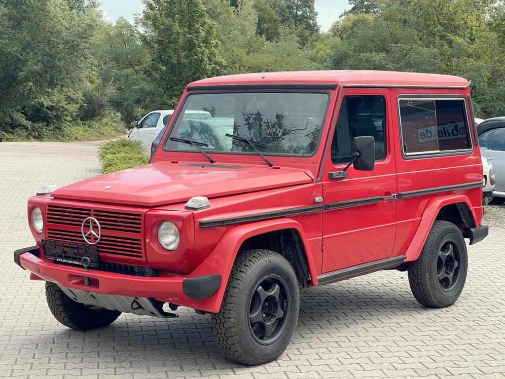 Mercedes-Benz G 240