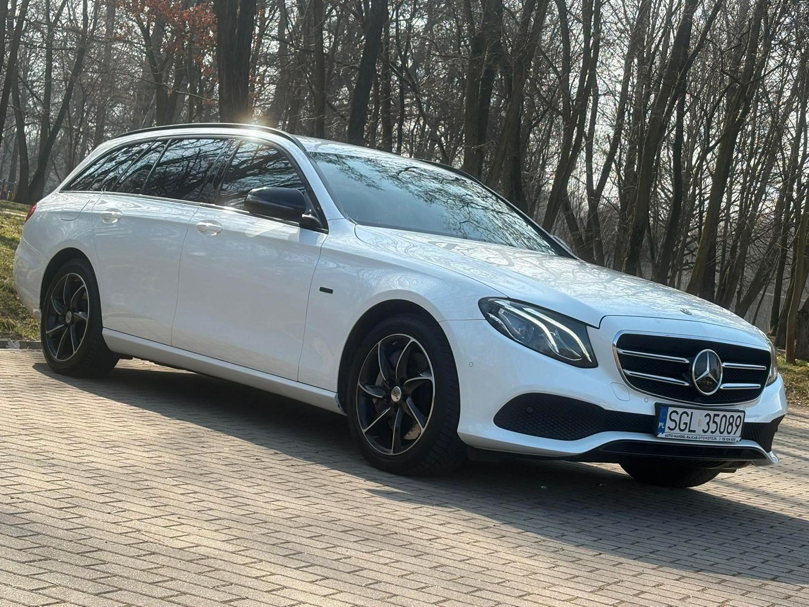 Mercedes-Benz E 300 de Autom. Hybrid