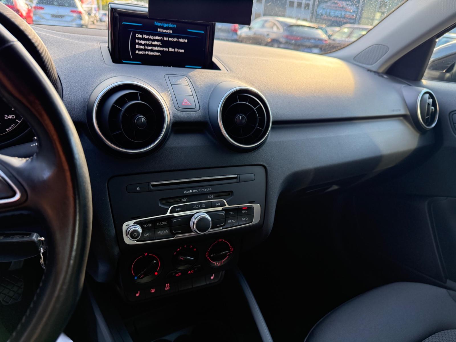Audi A1 Sportback Ultra Sport*SHZ*TEMP*FSP*USB*HU NEU