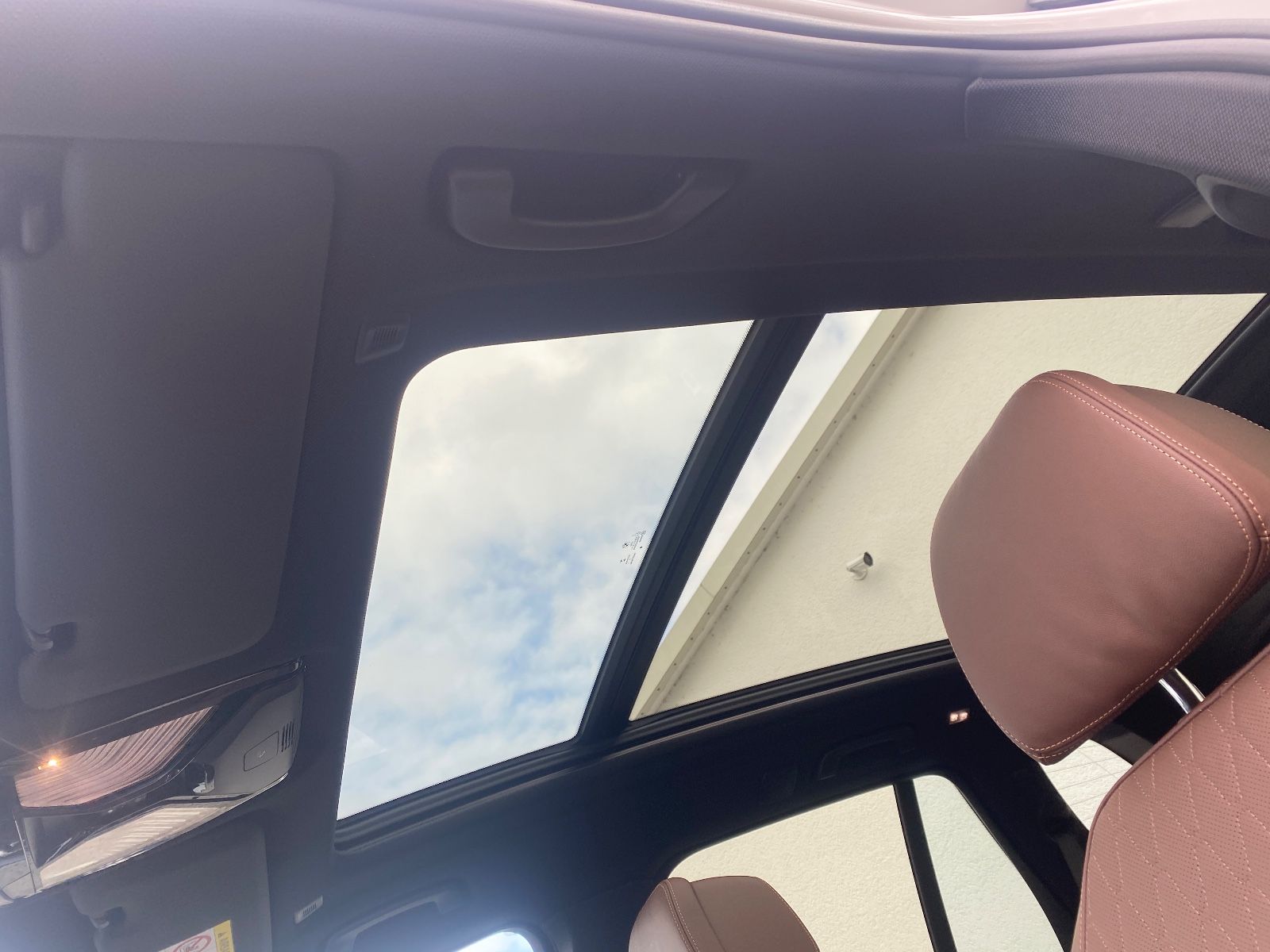 Fahrzeugabbildung BMW X5 xDrive 45 e M Sport/Laser/HeadUp/Pano/360°Kam
