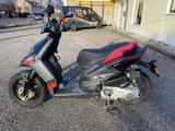 Aprilia SR Motard 125 Grey - APRILIA SR 125