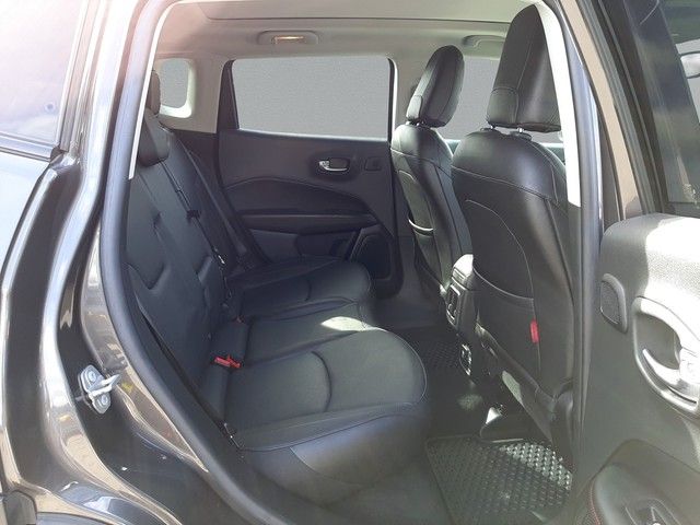 Fahrzeugabbildung Jeep Compass Trailhawk 1.3 PHEV 4WD Navi Pano Leder