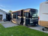 Winnebago Meridian - Winnebago Wohnwagen & Wohnmobile