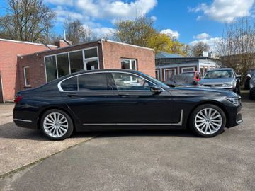 BMW 740 - 4