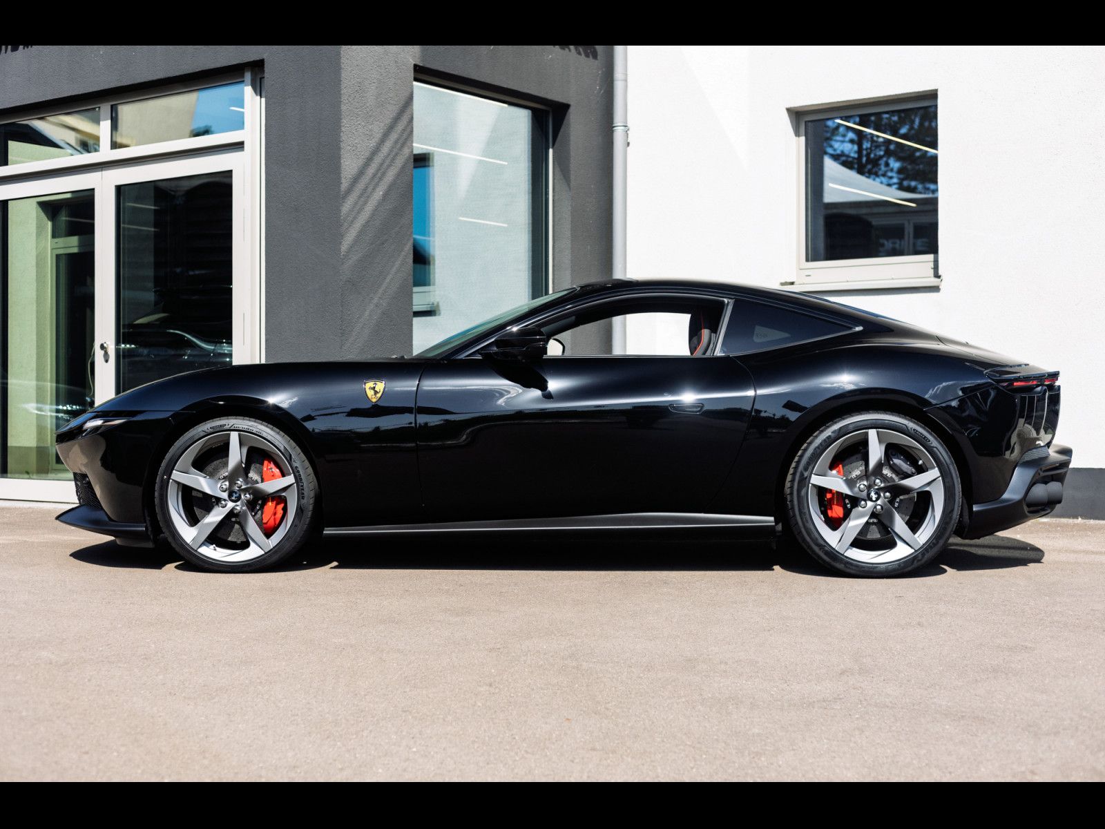 Ferrari Amalfi °LIFT°360°BURMESTER°ACC°CARBON°DISP°SPEC imagem 2
