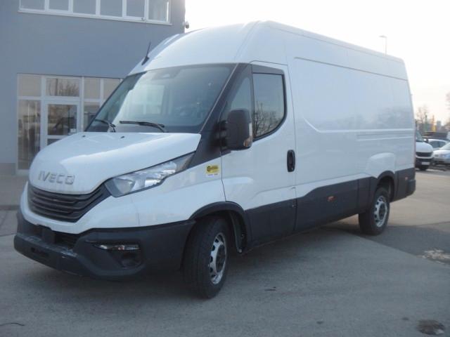 Iveco Daily 35S16H 3.0A8V,Motor 3.0;Superhoch 2,1m;AHK