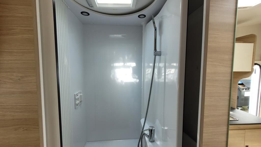 Autohaus Zimpel & Franke -  Challenger C387 6 Schlafplätze +Markise+Solar+Connect - Bild 11 Autohaus Zimpel & Franke -  Challenger C387 6 Schlafplätze +Markise+Solar+Connect - Bild 11