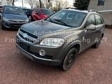 Chevrolet Captiva 2.4 ** 7-SITZER ** TEILLEDER - graue Chevrolet Captiva