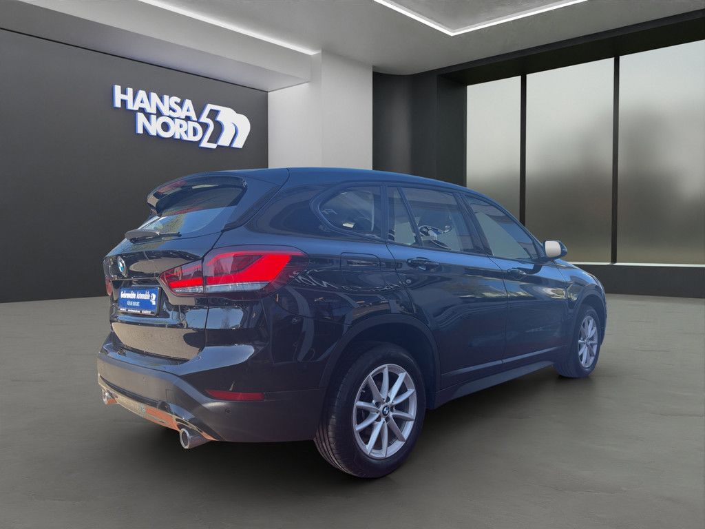 BMW X1 sDrive18d ADVANTAGE LED NAVI PDC SHZ FSE 17" foto 2