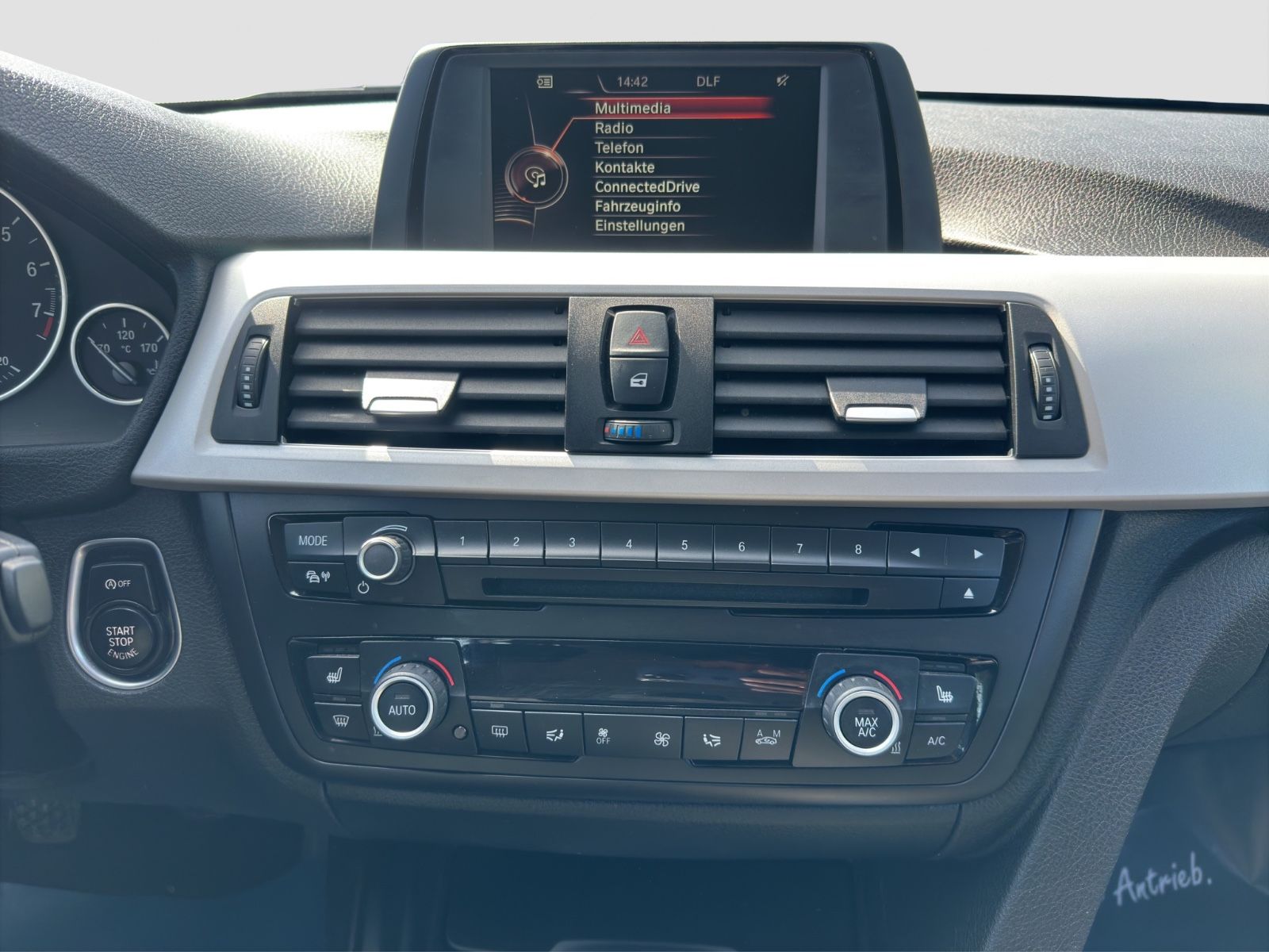 Fahrzeugabbildung BMW 316i Touring/Sitzheiz./Klimaauto./PDC/Tempomat