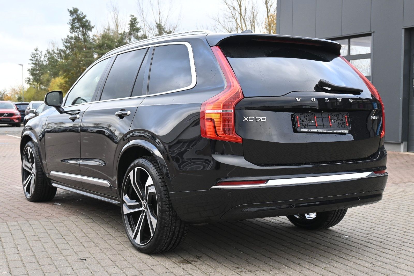 Fahrzeugabbildung Volvo XC90 Ultimate Bright AWD*MASS*LUFT*B&W*360°*22"*