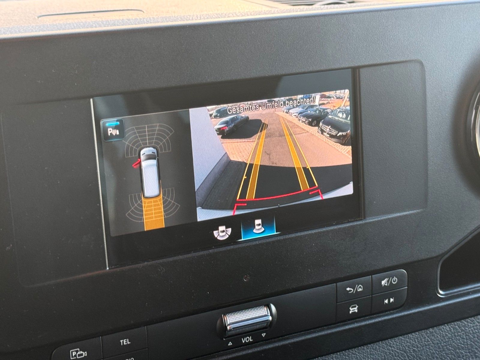 Fahrzeugabbildung Mercedes-Benz Sprinter 317 CDI Rollstuhl/Behinderten Lift