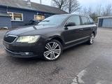 Skoda Superb Combi Elegance 4x4