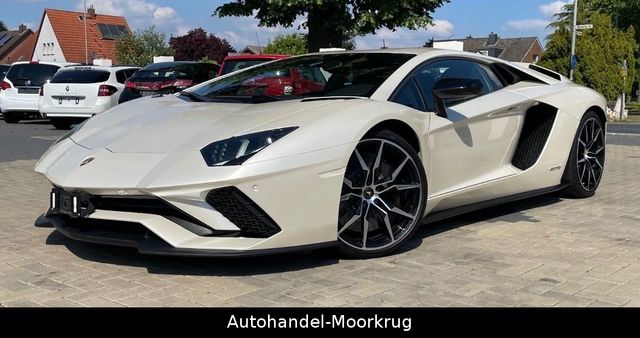 Lamborghini Aventador S *Garantie 07/2025*R-Kamera*Sensonum*