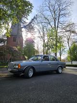 Mercedes-Benz Mercedes w123 230e Automatik Oldtimer H-Kennzeic - Mercedes-Benz E 230: Blau