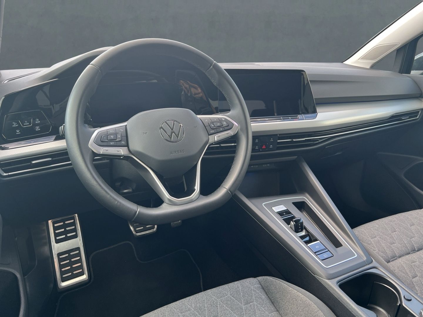 Golf VIII 2.0 TDI DSG Move Navi digitales Cockpi