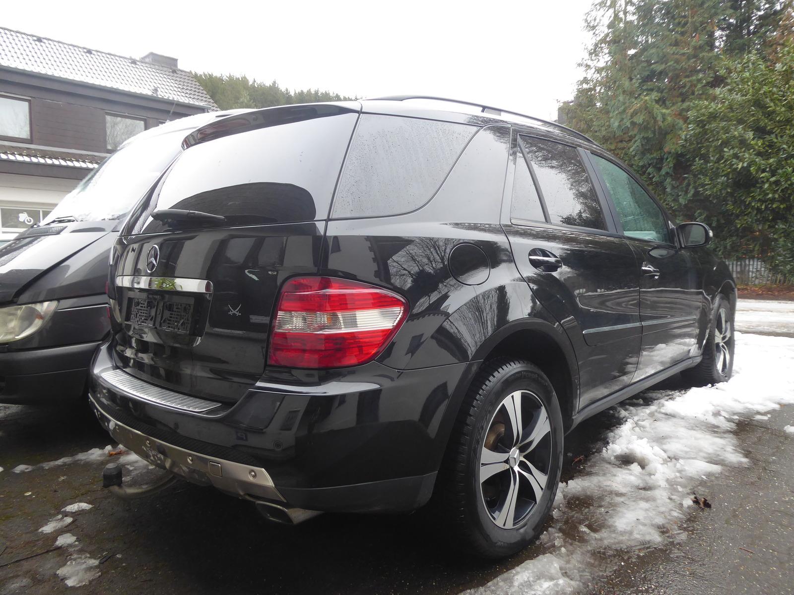 Mercedes-Benz ML 320 CDI *Leder*AHK*