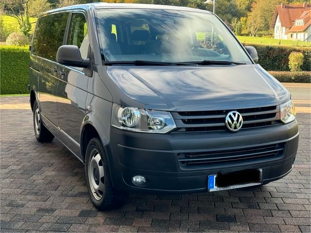 Volkswagen T5 Transporter Grau - Gepflegter BUS