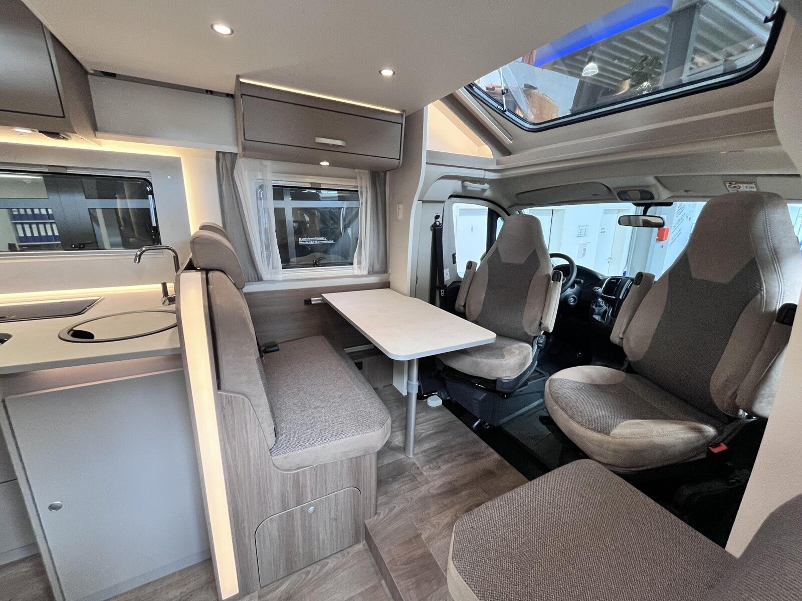 Fahrzeugabbildung Carado T 328 BIS ZU 13.000  SPAREN !!!