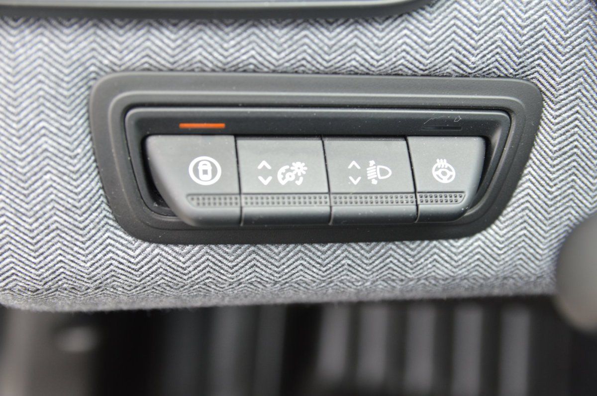 Fahrzeugabbildung Renault Clio V   Techno LED Kamera Sitzheizung