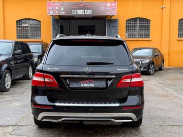 Mercedes ML 250 - 11