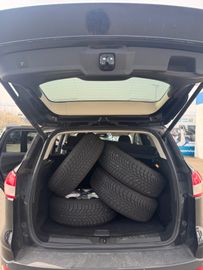 Ford Kuga - 12