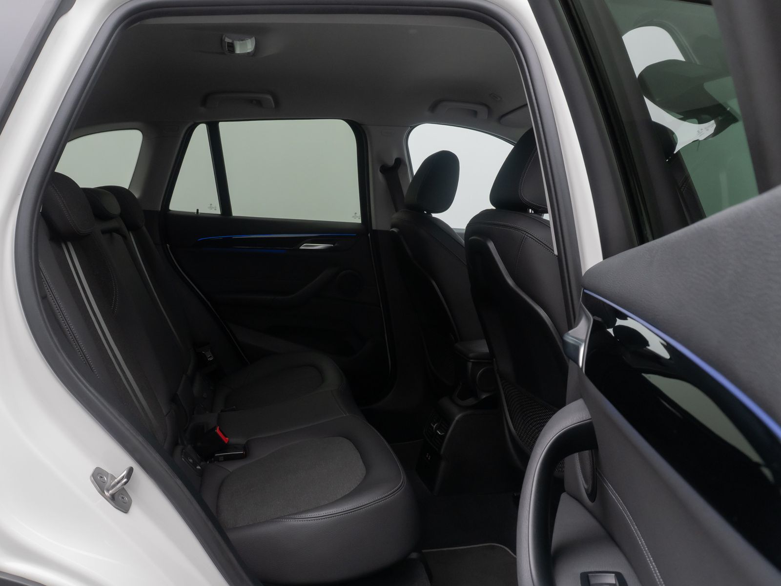 Fahrzeugabbildung BMW X1 sD18i Sport Line DAB Kamera DriveAssis 18Zoll