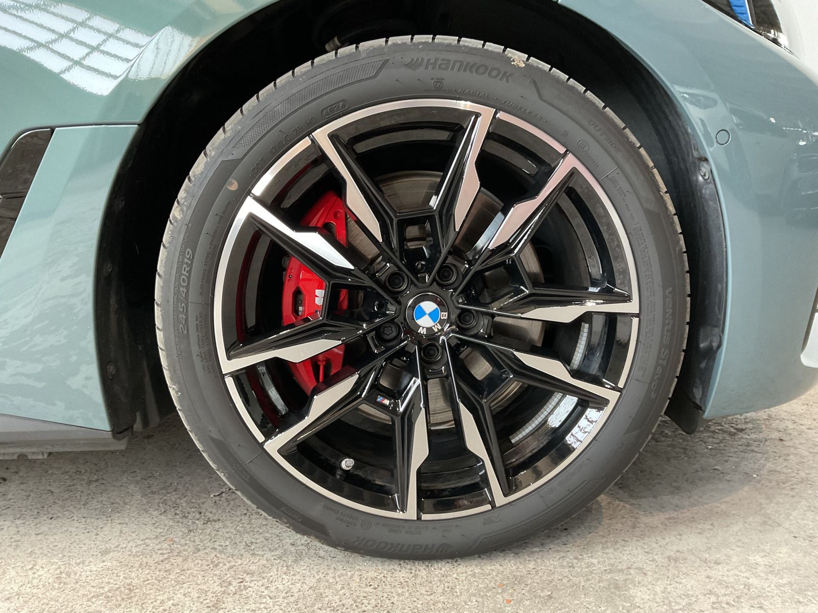 Fahrzeugabbildung BMW i4 M50 M Sportpaket pro | 19" LMR | Harman Kardo