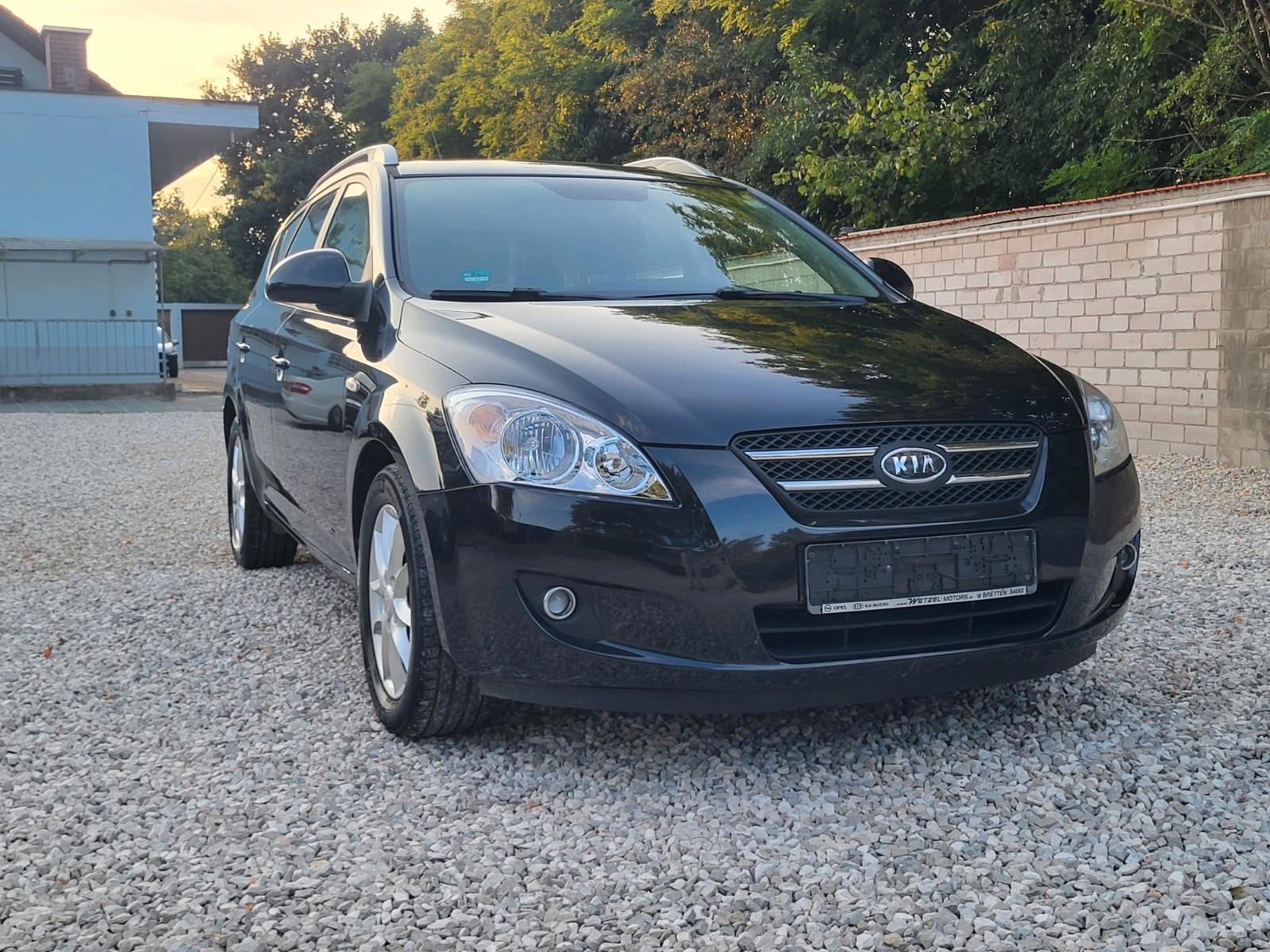 Kia Cee'd Sportswagon Schiebedach PDC Navi