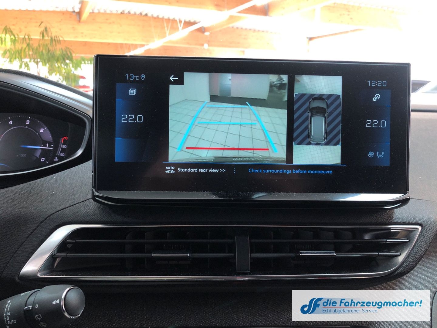 Fahrzeugabbildung Peugeot 3008 Allure Pack 1.5 BlueHDi Navi Digitales Cock