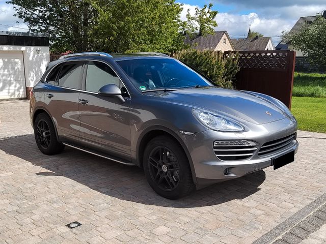 Porsche Cayenne Basis