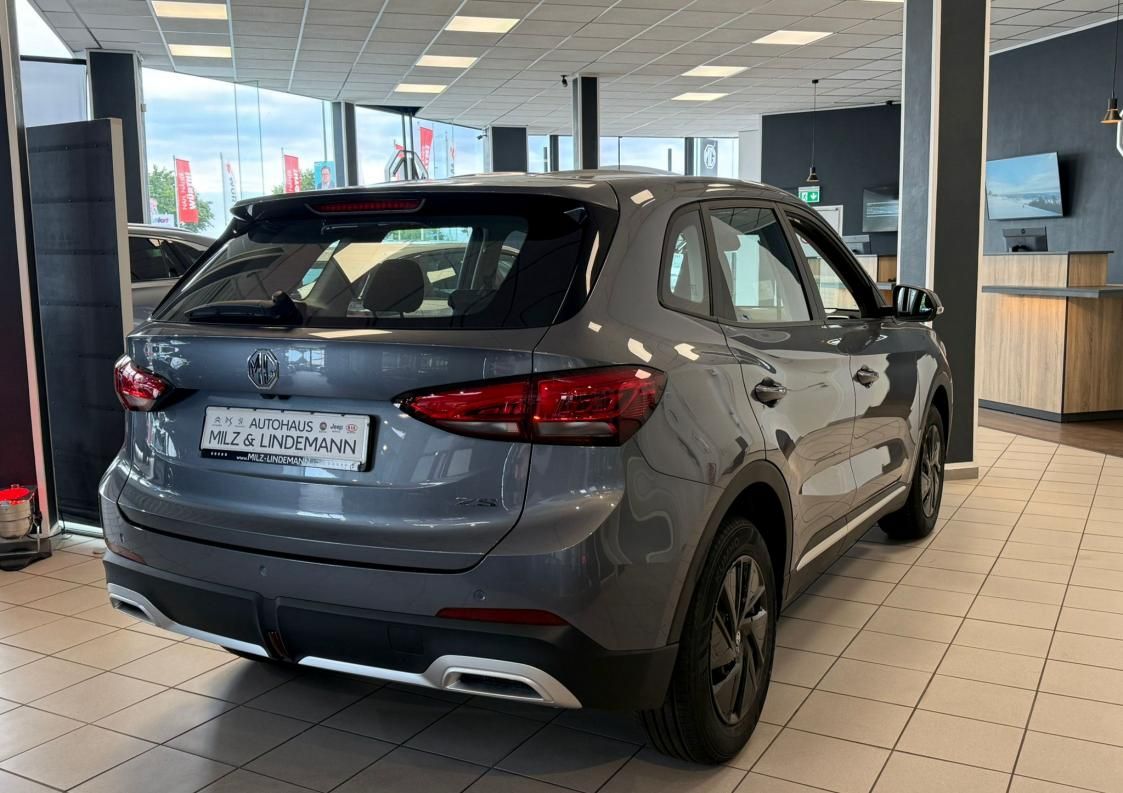 MG ZS