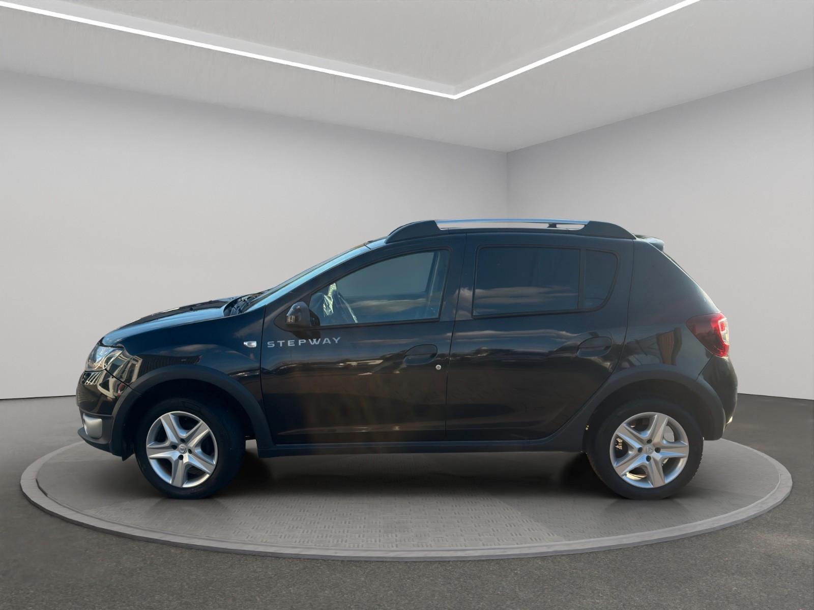 Dacia Sandero 2015 — photo 9