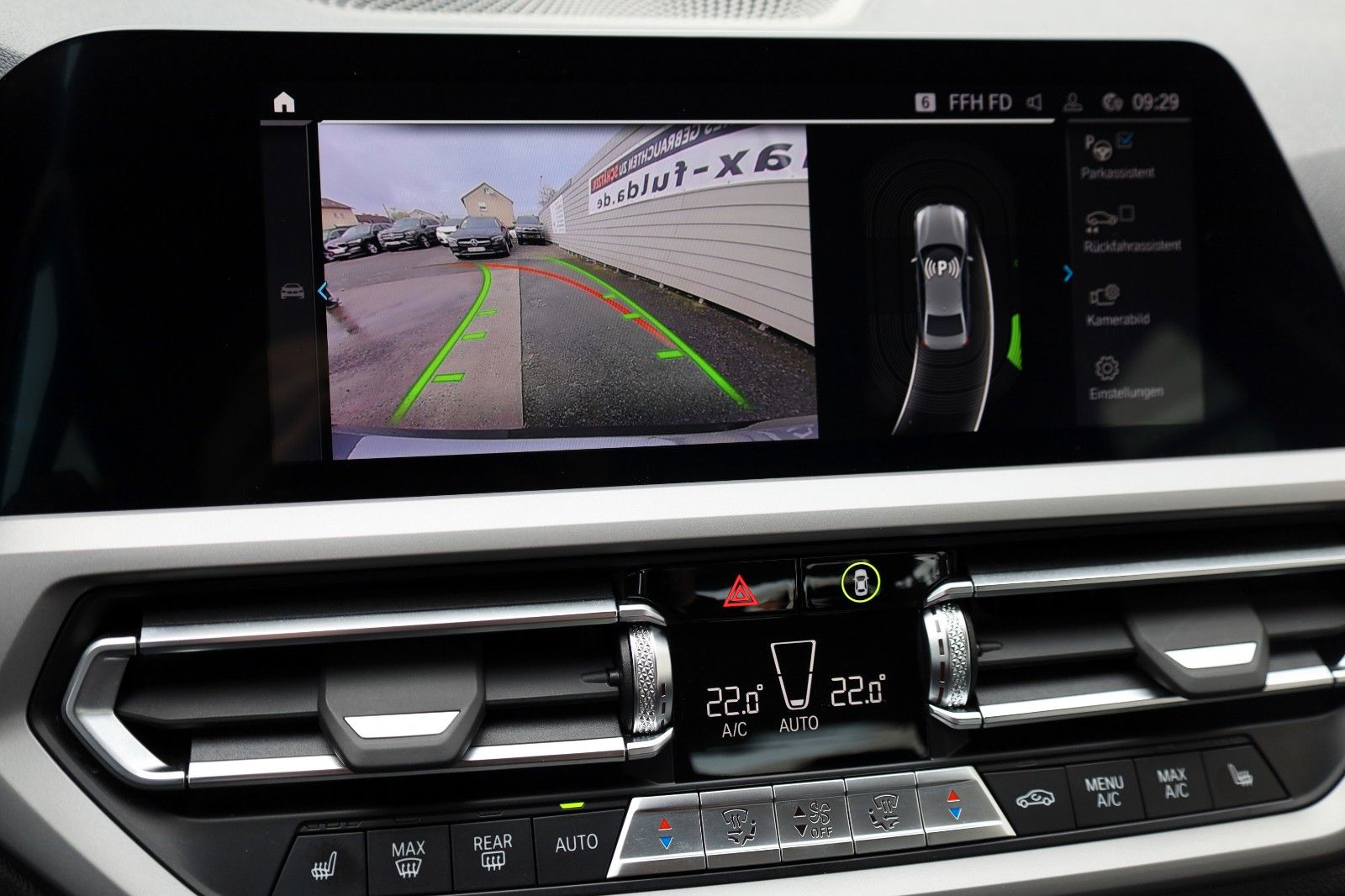 Fahrzeugabbildung BMW 320 e Advantage,Lim. Leder,Navi,LED,SH,Kamera