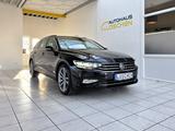 Volkswagen Passat Variant Business 4Motion R-Line Panorama - Volkswagen Passat aus 2022