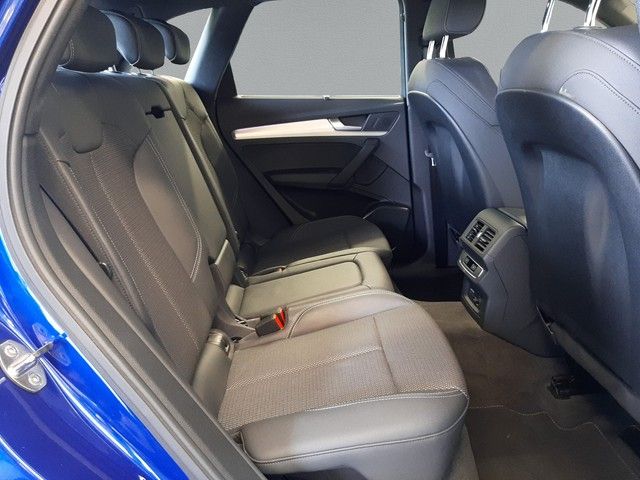 Fahrzeugabbildung Audi Q5 3x S-line 55TFSIe quattro Matrix AHK Navi