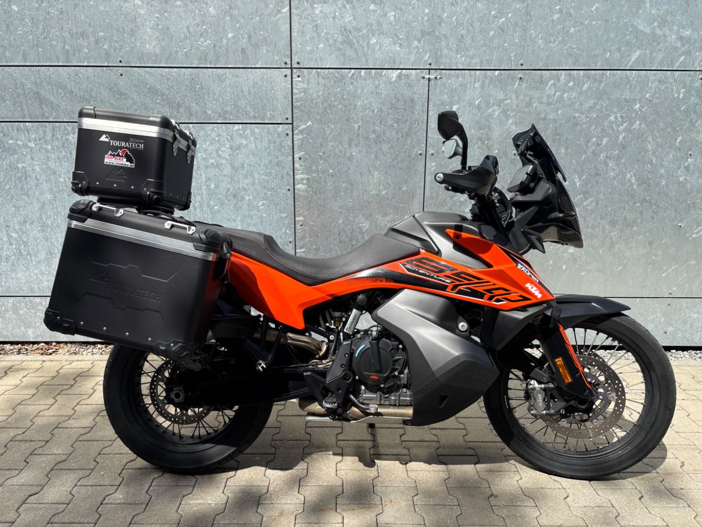 Fahrzeugabbildung KTM 890 Adventure Kofferset Quickshifter Tempomat