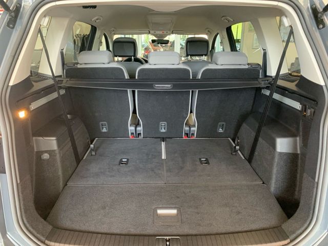 Touran 2.0 TDI HIGHLINE 7-SITZE LED+KAMERA+AHK