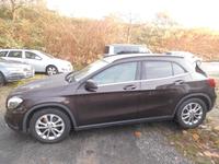 Mercedes-Benz GLA 180 CDI / d AHK/Navi