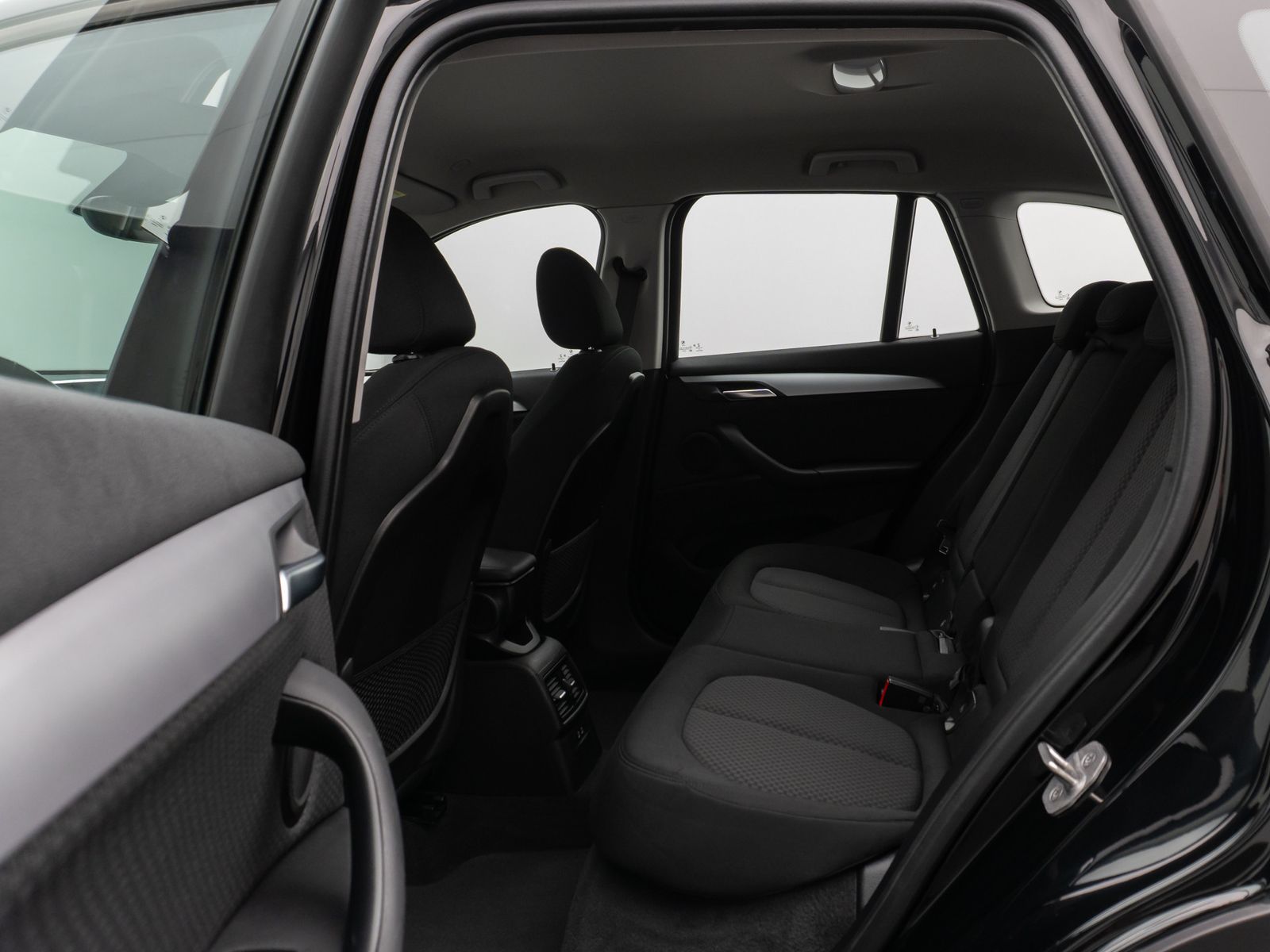 Fahrzeugabbildung BMW X1 xD25e Parkassist DAB Lordos Geschwindigkeitsr