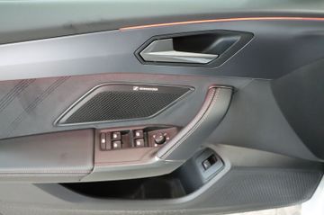 Cupra Leon Sportstourer 1.5 AHK Pano 19Zoll Sennheiser