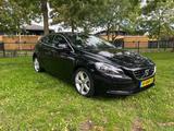 Volvo V40 D4 Summum Full option - Volvo V40 Summum mit Diesel-Antrieb