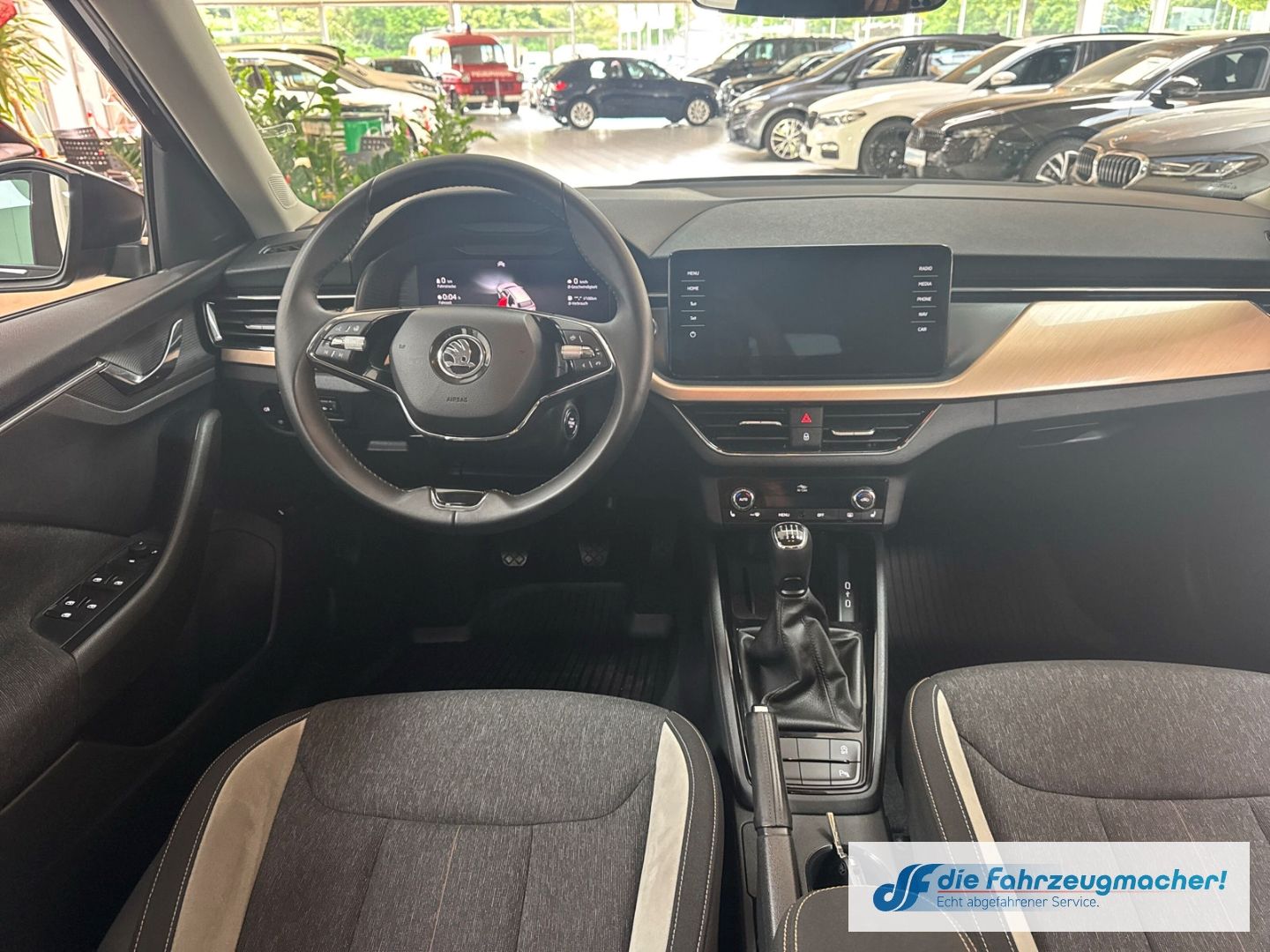 Fahrzeugabbildung SKODA Kamiq Style 1.0 TSI Navi Digitales Cockpit LED