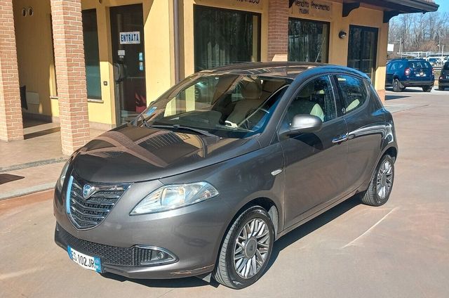 Lancia Ypsilon 1.2 69 CV 5 porte GPL Ecochic Gol