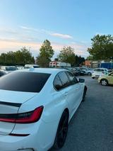 BMW 330 3 Limousine 330 e M Sport - Limousinen mit Unfallschaden